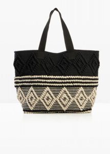 Torba typu shopper z płótna, z grafiką. Białe shopper bag bonprix, bez wzorów, bez dodatków. Za 97,99 zł.