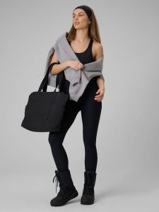 4F Legginsy dzianinowe prążkowane damskie - czarne XXL. Czarne legginsy 4f, bez wzorów, z dzianiny, z podwyższonym stanem, długie. Za 129,99 zł.