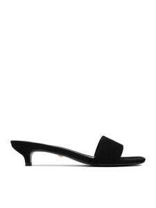 GINO ROSSI Klapki EO-V2229-111-5 Czarny. Czarne klapki Gino Rossi, bez wzorów, ze skóry, bez obcasa. Za 299,99 zł.