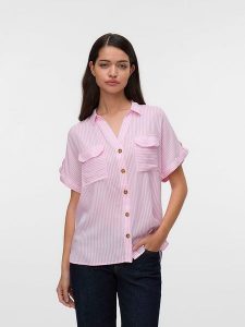 Vero Moda Bluzka w kolorze jasnoróżowym rozmiar: S. Różowe bluzki Vero Moda, s, bez wzorów, z wiskozy, klasyczne, bez kołnierzyka, bez ramiączek. Za 70,24 zł.