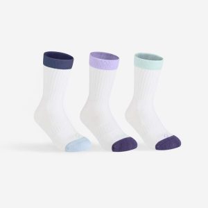 Skarpety sportowe tenis RS 500 wysokie 3 pary. Białe skarpetki DECATHLON, bez wzorów, z bawełny. Za 34,99 zł.