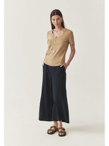 TATUUM Koszulka w kolorze beżowym rozmiar: XL. Brązowe bluzki Tatuum, xl, bez wzorów, bez kołnierzyka, bez ramiączek. Za 117,73 zł.