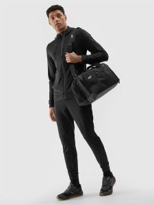 4F Torba sportowa (28 L) z kieszenią na obuwie - czarna Uniwersalny. Czarne torby podróżne i sportowe 4f, bez wzorów, z syntetyku, na ramię. Za 79,99 zł.