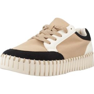 Buty ILSE JACOBSEN TULIP4092 Rose. Czerwone buty trekkingowe Ilse Jacobsen, z syntetyku, bez zapięcia. Za 365,99 zł.