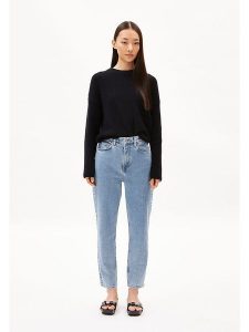 Armedangels Dżinsy ''Mairaa'' - Mom fit - w kolorze błękitnym rozmiar: W31/L30. Niebieskie jeansy ARMEDANGELS, z aplikacjami, ze skóry, z podwyższonym stanem. Za 239,95 zł.