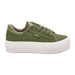 Trampki Damskie Na Platformie Lee Cooper LCW-25-31-3449L Zielone. Zielone trampki bez wzorów, z materiału, bez zapięcia. Za 187,53 zł.