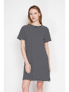 ASSUILI Sukienka w kolorze granatowym rozmiar: 40. Niebieskie sukienki Assuili, bez wzorów, bez kołnierzyka, bez ramiączek, mini. Za 100,99 zł.