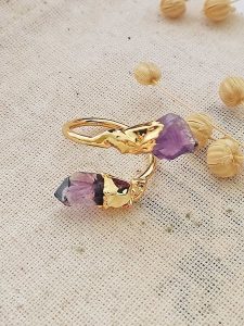 Atelier MIU Pozłacany pierścionek z ametystami rozmiar: onesize. Różowe pierścionki Atelier MIU, z ametystem, pozłacane. Za 61,45 zł.