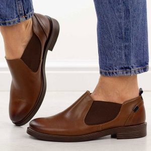 Brązowe skórzane Polskie półbuty damskie Gregors 1156. Brązowe półbuty Gregors, na wiosnę, bez wzorów, z jeansu, z okrągłym noskiem, bez obcasa, na płaskiej podeszwie, bez zapięcia. Za 379,00 zł.