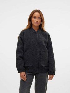 Vero Moda Kurtka "Amber" w kolorze czarnym rozmiar: L. Czarne kurtki Vero Moda, l, bez wzorów, bez kaptura. Za 114,17 zł.