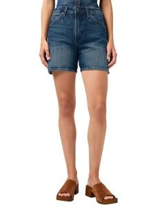 Wrangler Szorty dżinsowe - Regular fit - w kolorze granatowym rozmiar: W28. Niebieskie szorty Wrangler, z aplikacjami, klasyczne, z podwyższonym stanem. Za 139,95 zł.