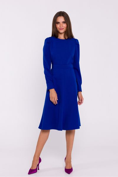Elegancka sukienka rozkloszowana z paskiem niebieska. Niebieskie sukienki Stylove, m, bez wzorów, eleganckie, bez kołnierzyka, bez ramiączek, rozkloszowane. Za 409,00 zł.