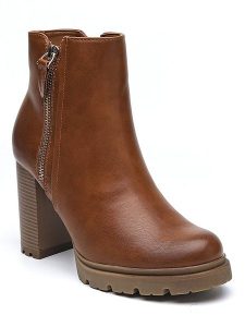 Sixth Sens Botki w kolorze karmelowym rozmiar: 41. Brązowe botki Sixth Sens, bez wzorów, z materiału, bez obcasa, bez zapięcia. Za 136,95 zł.