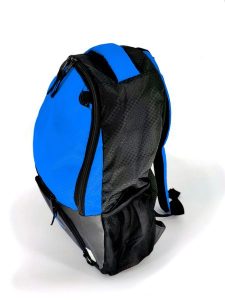 Torba sportowa ekologiczna Pelota - wodoodporna - niebiesko-czarna. Czarne torby podróżne i sportowe POWER SHOT, bez wzorów, z materiału, duże. Za 137,56 zł.