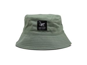 Kapelusz – 100% Bawełna / Bez Sznurka (Szałwia). Zielone kapelusze SURF MONKEY, bez wzorów, z bawełny. Za 159,95 zł.