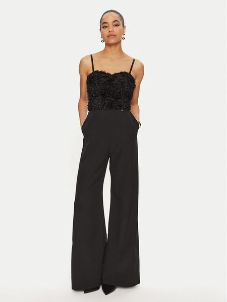 Rinascimento Kombinezon CFC0121146003 Czarny Slim Fit. Czarne kombinezony Rinascimento, s, bez wzorów, z syntetyku, bez kołnierzyka, bez ramiączek. Za 369,99 zł.