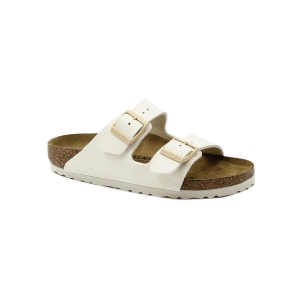 Klapki damskie Birkenstock Arizona. Białe klapki Birkenstock, bez wzorów, z materiału, bez obcasa. Za 296,10 zł.