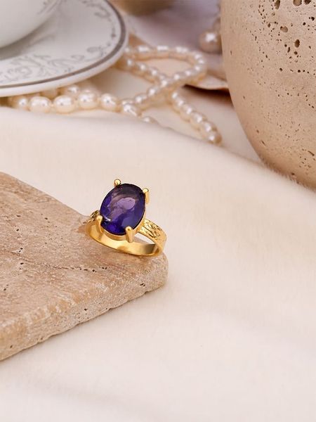 Pierres de Jade Pozłacany pierścionek z cyrkonią rozmiar: onesize. Niebieskie pierścionki Pierres de Jade, z cyrkonią, pozłacane. Za 48,96 zł.