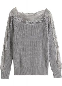 Sweter z koronką. Czarne swetry klasyczne bonprix, z koronki, bez kołnierzyka. Za 112,99 zł.