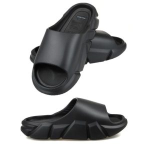 Klapki na basen unisex Aqua-Sport Hydro. Czarne klapki AQUA-SPORT, bez wzorów, bez obcasa. Za 49,20 zł.