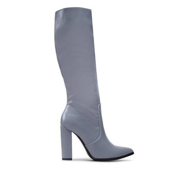 Kozaki DeeZee. Szare kozaki DeeZee, bez wzorów, bez obcasa, na słupku, bez zapięcia. Za 129,99 zł.