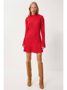 Happiness Istanbul Dzianinowa sukienka w kolorze czerwonym rozmiar: S/M. Czerwone sukienki Happiness Istanbul, m, bez wzorów, z dzianiny, bez kołnierzyka, bez ramiączek, mini. Za 118,28 zł.