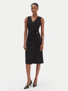 Calvin Klein Sukienka koktajlowa LV044E047G Czarny Slim Fit. Czarne sukienki Calvin Klein, bez wzorów, z syntetyku, wizytowe, bez kołnierzyka, bez ramiączek. Za 699,99 zł.