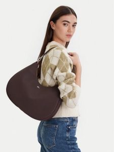 Lacoste Torebka Daily City Bag NF5125DZ Granatowy. Niebieskie torebki klasyczne Lacoste, bez wzorów, ze skóry, bez dodatków. Za 659,99 zł.