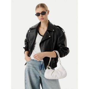 Torebka Calvin Klein. Białe torebki klasyczne Calvin Klein, bez wzorów, bez dodatków. Za 369,99 zł.