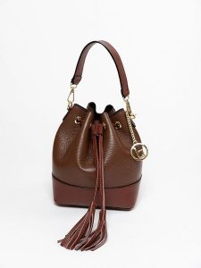 Lia Biassoni Skórzana torebka "Torbido" w kolorze brązowym - 19 x 22 x 12 cm rozmiar: onesize. Brązowe torebki klasyczne Lia Biassoni, bez wzorów, z materiału, bez dodatków. Za 217,99 zł.