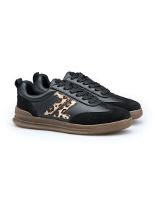 LLOYD Skórzane sneakersy w kolorze czarnym rozmiar: 41. Czarne trampki LLOYD, bez wzorów, bez zapięcia. Za 345,45 zł.