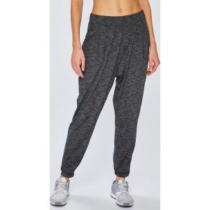 Adidas Performance - Spodnie. Spodnie dresowe marki adidas Performance. W wyprzedaży za 179,90 zł.