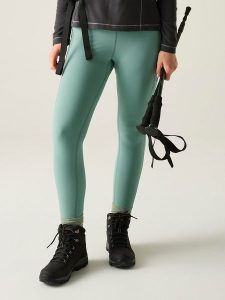 Regatta Legginsy trekkingowe "Monira" w kolorze turkusowym rozmiar: 36. Niebieskie legginsy Regatta, bez wzorów, z podwyższonym stanem, outdoorowe. Za 131,12 zł.