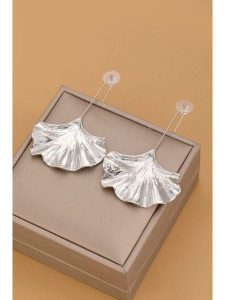 Atelier MIU Posrebrzane kolczyki rozmiar: onesize. Szare kolczyki Atelier MIU, posrebrzane. Za 41,79 zł.