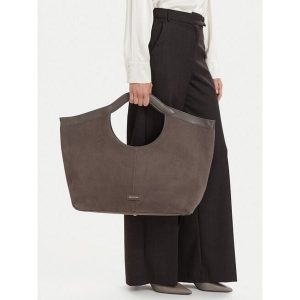 Torebka GINO ROSSI. Brązowe shopper bag Gino Rossi, bez wzorów, bez dodatków. Za 699,99 zł.