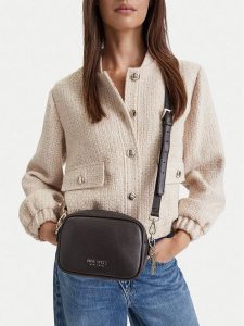 Nine West Torebka EO-CALM POISE-LDA6766B Brązowy ciemny. Brązowe listonoszki Nine West, bez wzorów, bez dodatków. Za 299,99 zł.