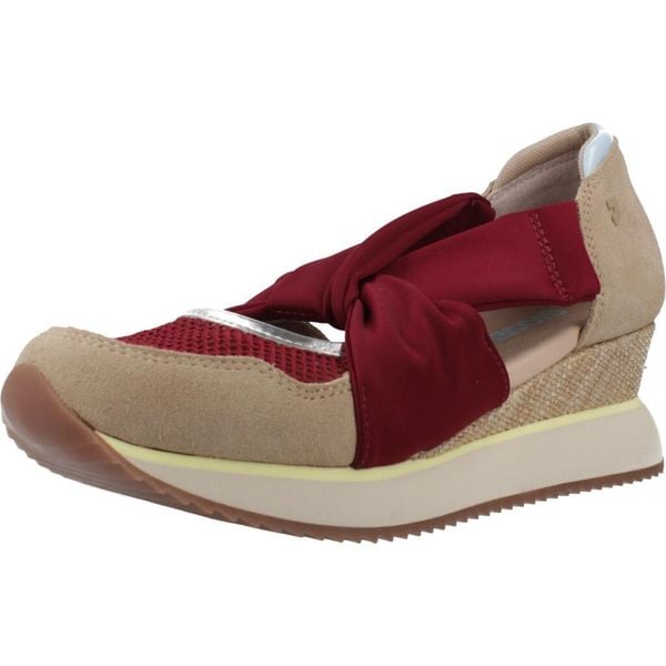 Sandały GIOSEPPO 78614G Bordeaux. Czerwone buty trekkingowe Gioseppo, ze skóry, bez zapięcia. Za 343,99 zł.