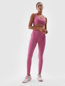 4F Legginsy treningowe bezszwowe z wysokim stanem damskie - różowe XS/S. Czerwone legginsy 4f, bez wzorów, z dzianiny, z podwyższonym stanem. W wyprzedaży za 79,99 zł.