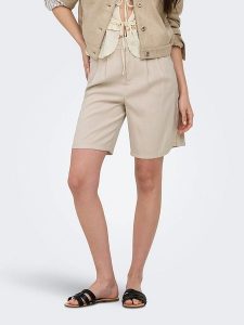 ONLY Bermudy w kolorze beżowym rozmiar: XL. Brązowe szorty ONLY, bez wzorów, z podwyższonym stanem. Za 110,04 zł.