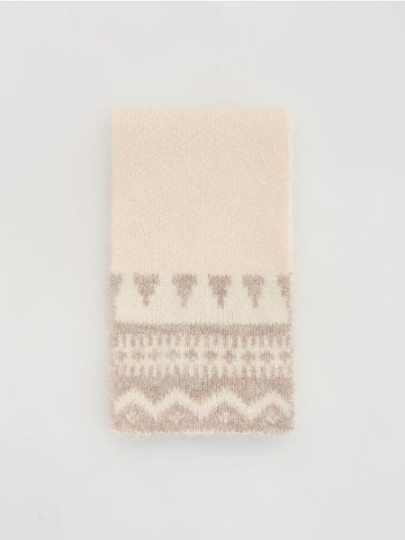 Wzorzysty szalik - kremowy. Białe szaliki Reserved, bez wzorów. Za 69,99 zł.