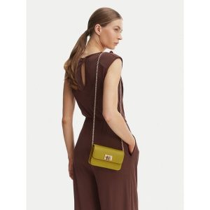 Torebka Furla. Żółte torebki wieczorowe Furla, bez wzorów, bez dodatków. Za 676,99 zł.