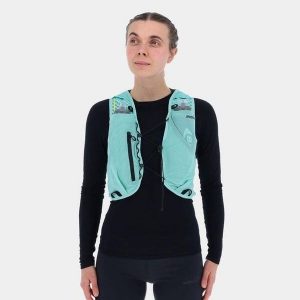 Kamizelka biegowa Inov-8 Racepac 20. Zielone kamizelki Inov-8, bez wzorów, bez kołnierzyka, bez ramiączek, bez kaptura. Za 398,99 zł.