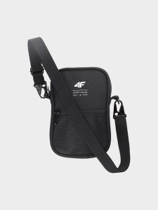 4F Saszetka crossbody uniseks - czarna Uniwersalny. Czarne nerki i saszetki 4f, bez wzorów, z dzianiny. W wyprzedaży za 29,99 zł.
