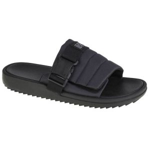 Levis Klapki Levi's Tahoma 234236-1701-559 czarne. Czarne klapki bez wzorów, z gumy, bez obcasa. Za 353,55 zł.