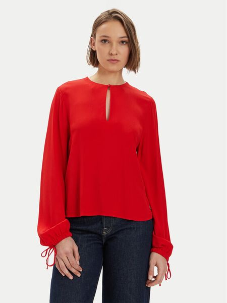 Tommy Hilfiger Bluzka WW0WW41835 Czerwony Regular Fit. Czerwone bluzki TOMMY HILFIGER, bez wzorów, z wiskozy, bez kołnierzyka, bez ramiączek. Za 399,99 zł.