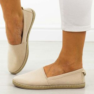 Beżowe espadryle damskie, półbuty Potocki 16332. Brązowe espadryle POTOCKI, bez wzorów, z zamszu, bez obcasa. Za 89,00 zł.
