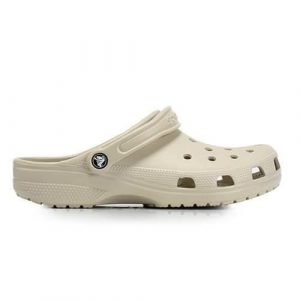 Klapki dla dorosłych Crocs Classic. Brązowe klapki Crocs, bez wzorów, z materiału, bez obcasa. Za 268,00 zł.