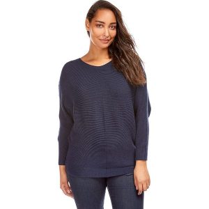 Sweter w kolorze granatowym. Niebieskie swetry oversize marki Cashmere Curve, z kaszmiru. W wyprzedaży za 129,95 zł.