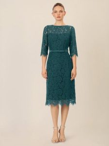 APART Sukienka w kolorze morskim rozmiar: 36. Niebieskie sukienki Apart, bez wzorów, z koronki, bez kołnierzyka, bez ramiączek, midi. Za 295,99 zł.