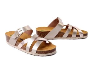 DR. BRINKMANN 700904-82 gold, klapki damskie. Żółte klapki Dr. Brinkmann, bez wzorów, bez obcasa, na koturnie. Za 165,67 zł.